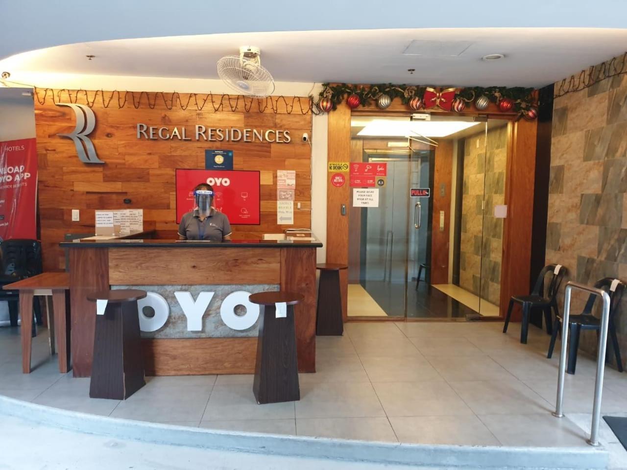Oyo 136 Regal Residences Quezon City Exteriör bild